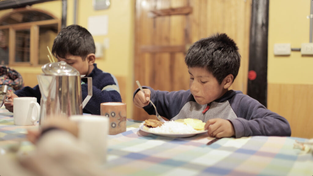 Sol y Luna Foundation- healthy meals